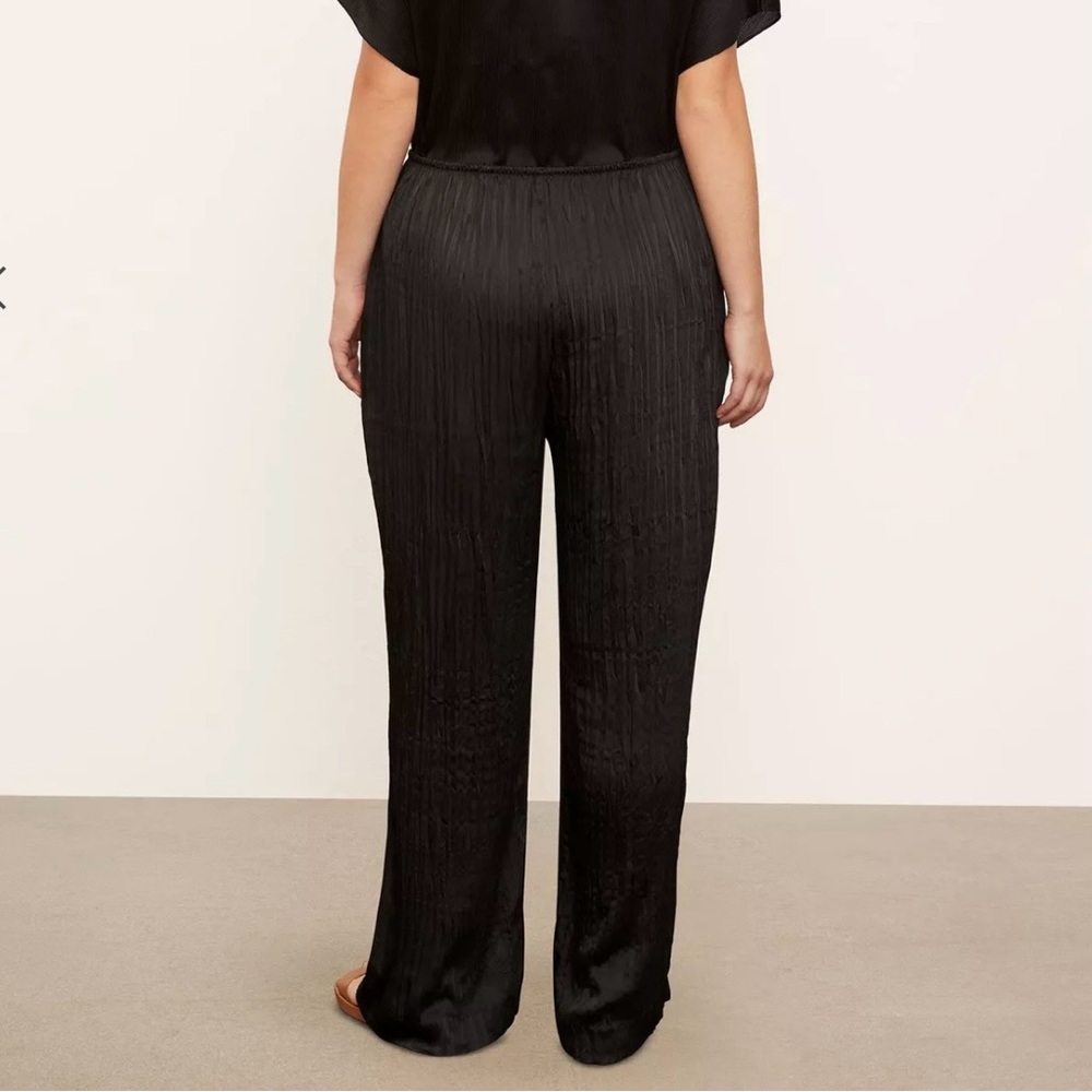 Vince - Picture 2 of 12